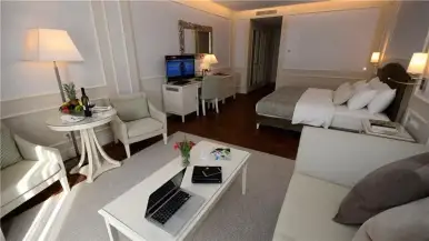 Garabag Resort Spa Naftalan 2 nəfərlik Junior Suite otaq